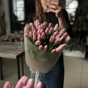 Тюльпан розовый 35 шт.